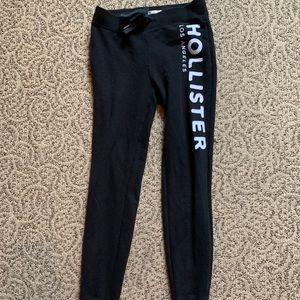 Hollister joggers